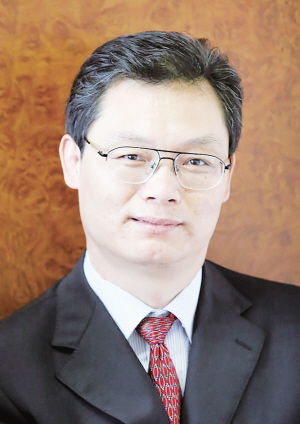 芮国忠.jpg