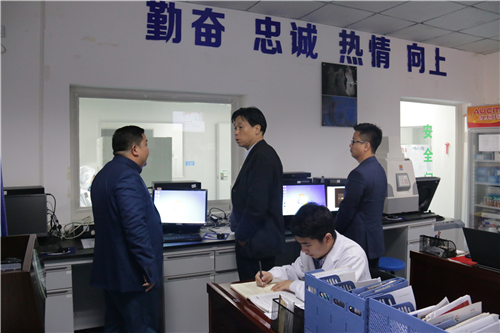 3 交流学习，共促发展.png