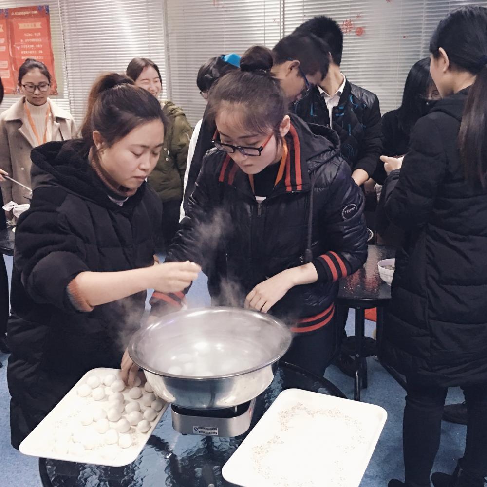 灯火迎佳节，喜乐闹元宵3.jpg