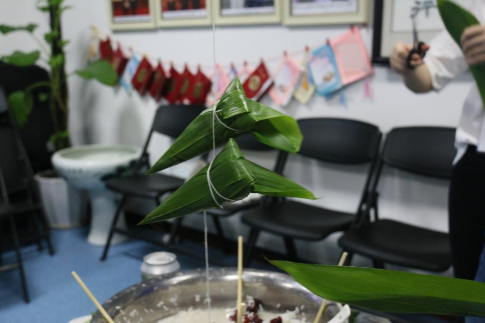  “片片粽叶，浓浓传情” 威斯腾生物祝大家端午节快乐！
